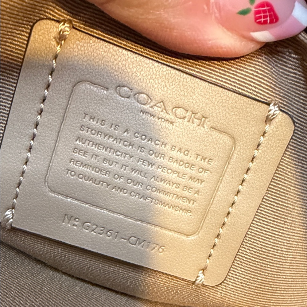 Coach White Pebbled Leather Crossbody Camera Bag with Studded Strap - Picture 6 of 6